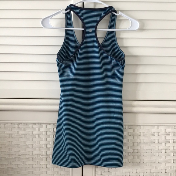 Lululemon athletica tank top blue stripes - Picture 4 of 5